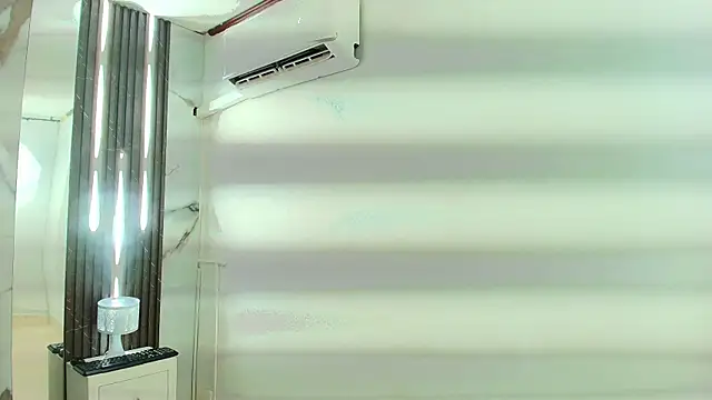 MayaBaker's cam snapshot