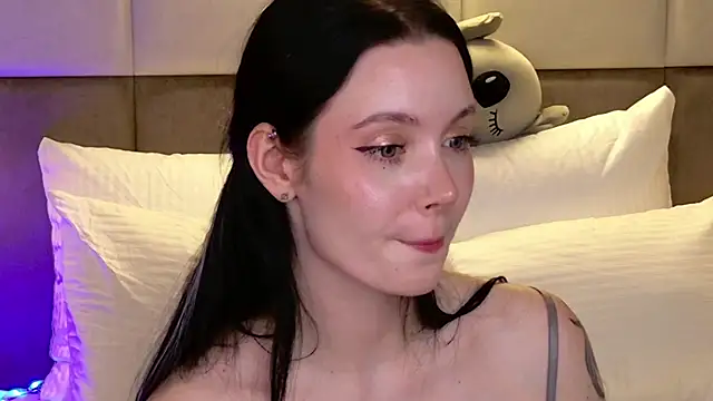 Goldy_Stark's cam snapshot