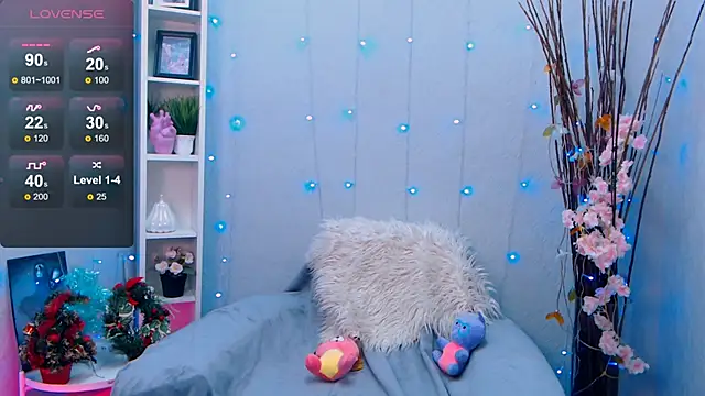 Holygirl_'s cam snapshot