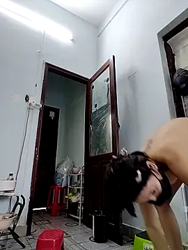 simsim-00's cam snapshot