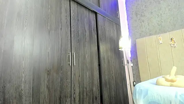 ava-am's cam snapshot