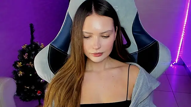 yourArya's cam snapshot