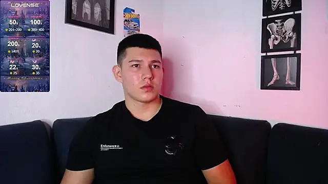 JamesCr_ live sex cam