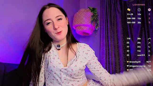 KayleeAgney's cam snapshot