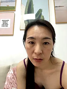 you-005's cam snapshot