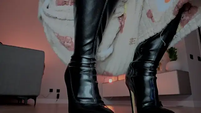 RileyMee live sex cam