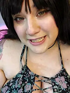 ItsNaiixa's cam snapshot