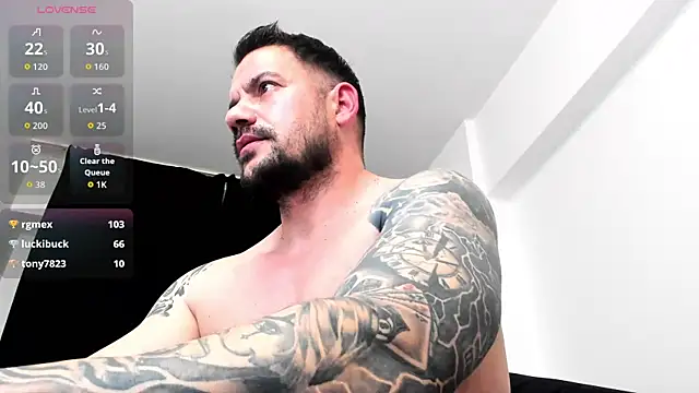 musclemonster31's cam snapshot