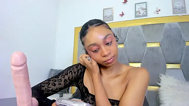 AliyahBrowns's cam snapshot