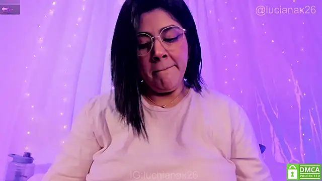 lucy26_'s cam snapshot