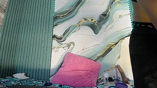 mikaela_iris's cam snapshot