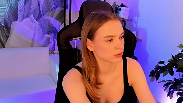 BellaHaadiid's cam snapshot