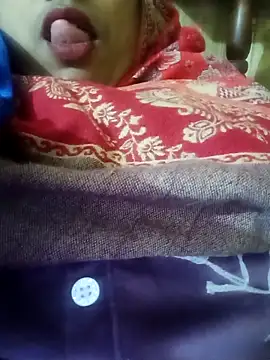 Desi_Biwi's cam snapshot