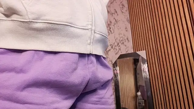 sweetcherryyy_'s cam snapshot