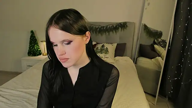 EffieMinki live sex cam