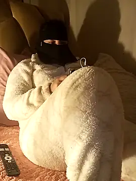 LONA-_-'s cam snapshot