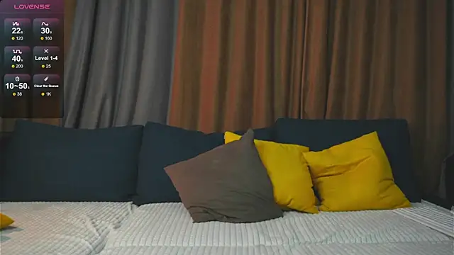 LessyLuiz's cam snapshot