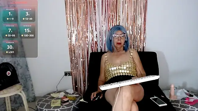 ruth_blue21's cam snapshot