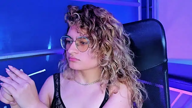 EmiliRouse_ live sex cam