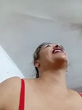 Lady_16's cam snapshot