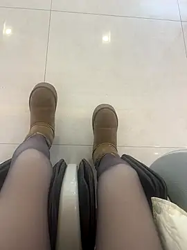 yimisun01 live sex cam