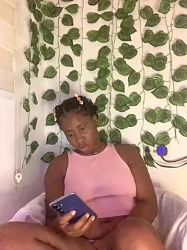 MISSMAYMADMYDAY's cam snapshot