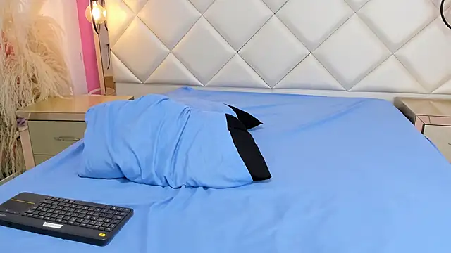 LunaCuute's cam snapshot