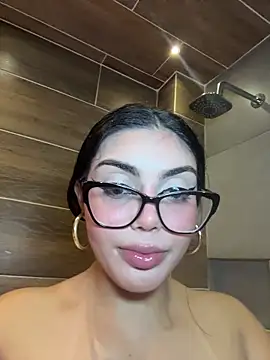 zui_lu's cam snapshot