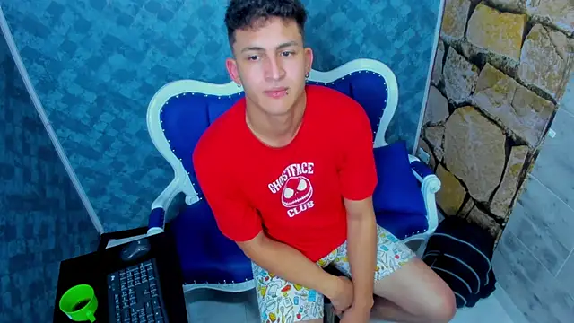 Ethan_Waalker's cam snapshot