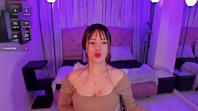 Jolie_price's cam snapshot