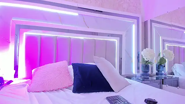 danaalamiri's cam snapshot