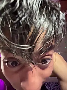 Mauuu18 live sex cam