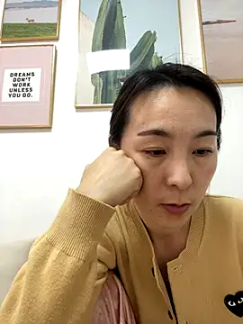 you-005's cam snapshot