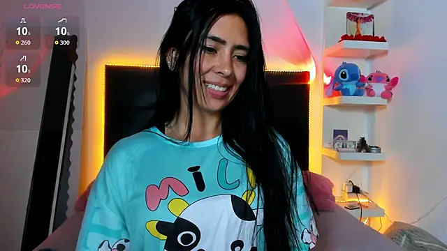 angela_black_hair's cam snapshot