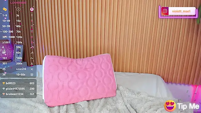 violett_mae's cam snapshot