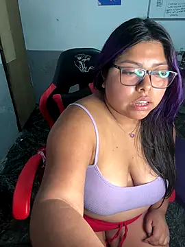 Lunarebelde's cam snapshot