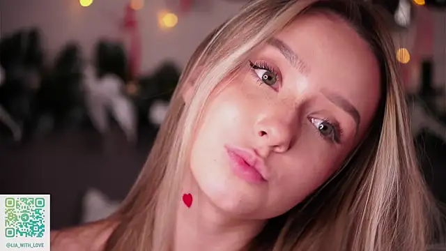 HollisBeckett live sex cam