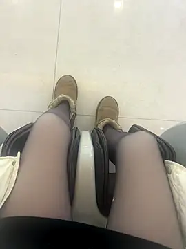 yimisun01's cam snapshot