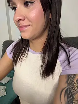 Isabella-Teen's cam snapshot