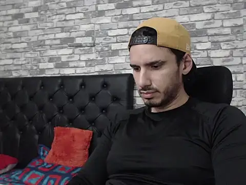 MrTyler667's cam snapshot