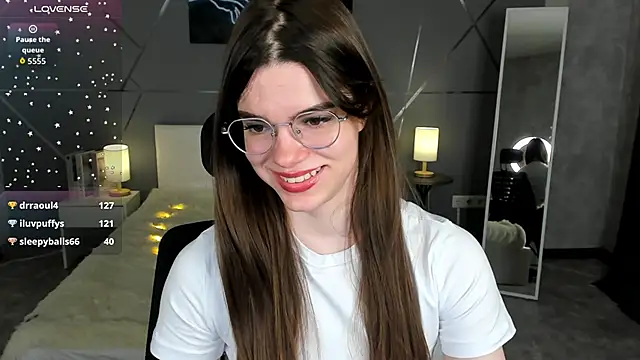 miss__evelyne's cam snapshot