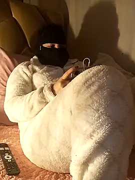 LONA-_-'s cam snapshot