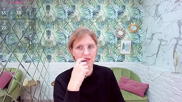 Paris_Cherry's cam snapshot