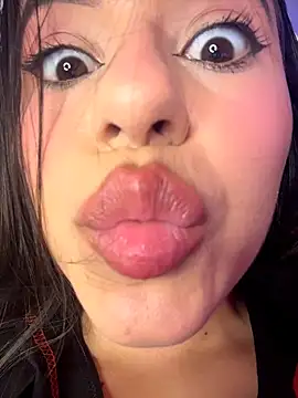 IvySanders1's cam snapshot