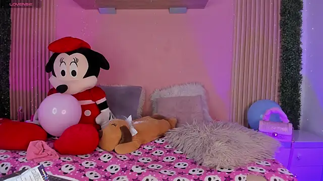 Sofi_cutiee live sex cam