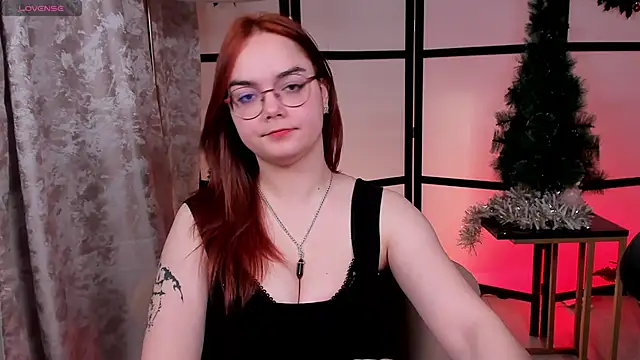 Lily__Evans's cam snapshot