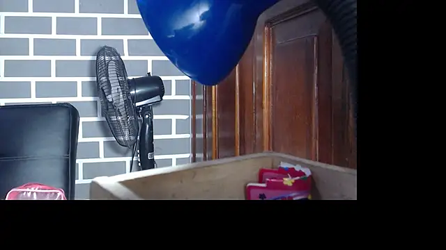 kira_starrx's cam snapshot