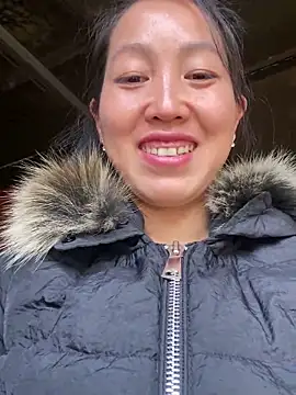 Huong-Ly's cam snapshot