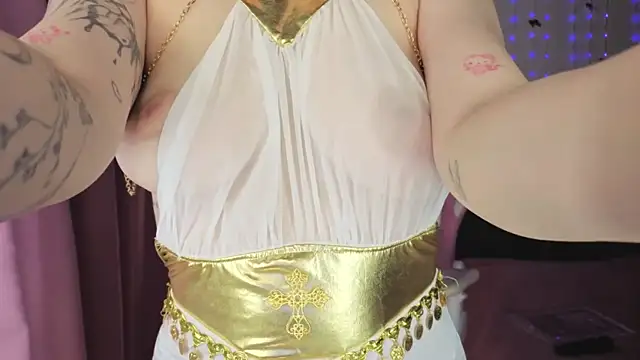 Bella_Garcia live sex cam