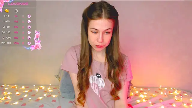 KiraHoney_'s cam snapshot